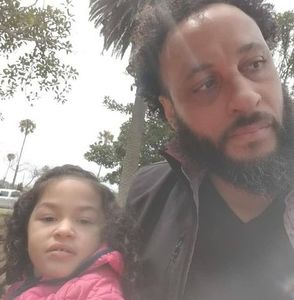 Meet your Posher, Edwards